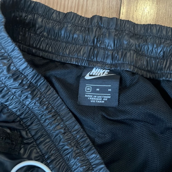Vintage Nike Parachute Pants - Picture 2 of 4